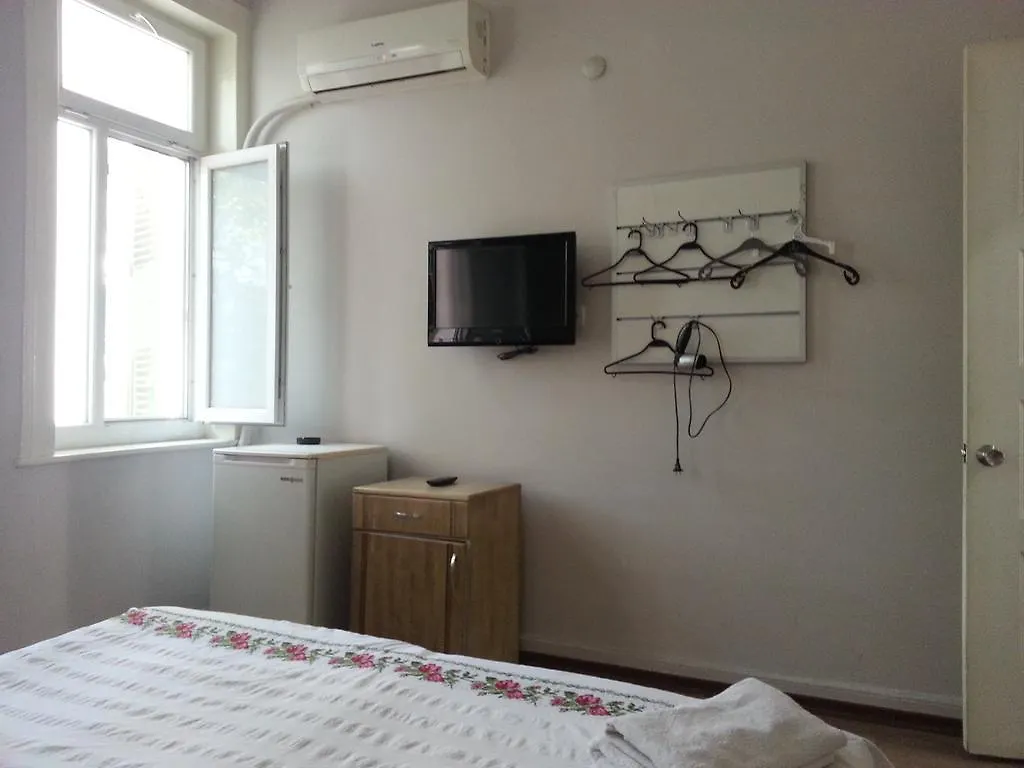 Laguna Otel Pansiyon Izmir 0*,